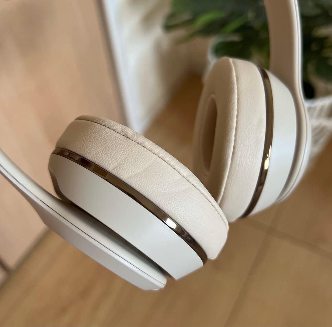 Beats solo3 ワイヤレス ヘッドホン サテンゴールド